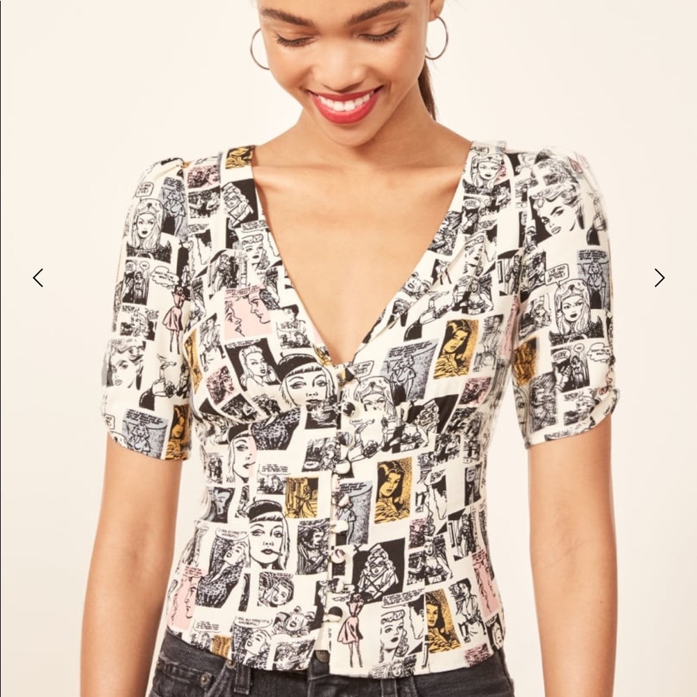 Reformation Devon top in comic print